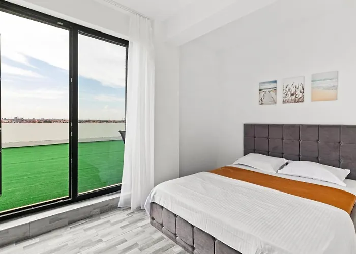 Azure Bliss Terrace * Năvodari